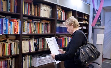 Przejście zakładu pracy na innego pracodawcę nie uzasadnia wypowiedzenia dotychczasowej umowy o prac