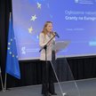 Katarzyna Pełczyńska-Nałęcz, minister funduszy, ogłasza nabory do projektu „Granty na Eurogranty”