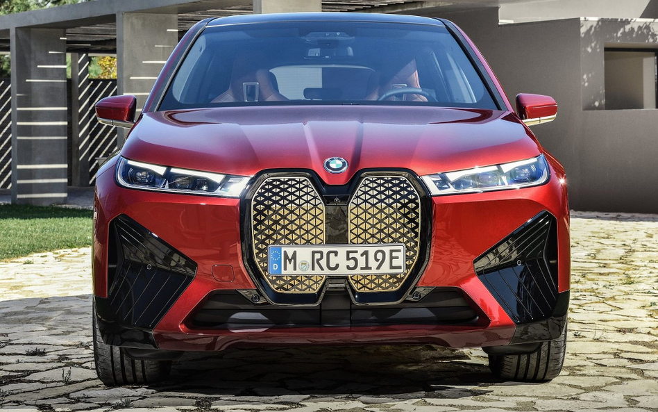 BMW podało polski cennik nowego elektrycznego SUV-a