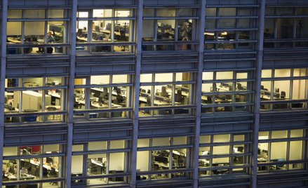 Ponad 1,7 mln Polaków miało co najmniej 50 godzinny tydzień pracy, a 649 tys. z nich przepracowało w