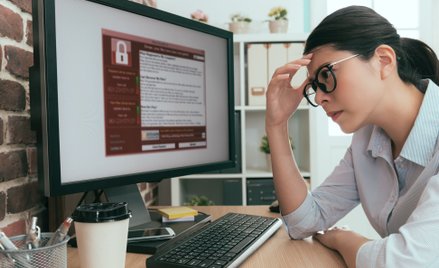 Na portalach społecznościowych powielane są informacje o możliwości wywalczenia w sądzie niemałych p
