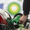 BP wstrzymuje zatrudnianie i inwestycje w odnawialne źródła energii