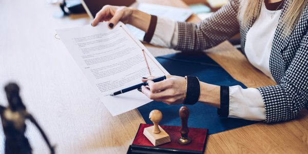 Wykonawca testamentu czy zarządca sukcesyjny – co wybrać?