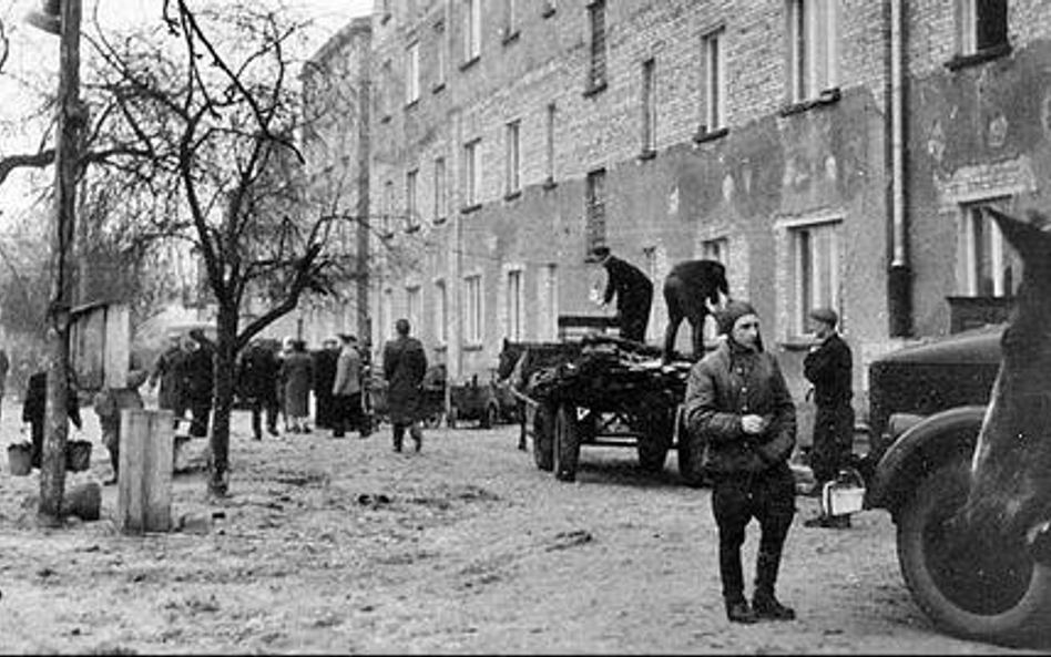 Polska podpisała w 1958 r. z ZSRR konwencję, na mocy której osoby mieszkające na terenie Rosji Radzi