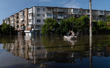 Wśród miejscowości zalanych po uszkodzeniu tamy jest stolica obwodu, Chersoń