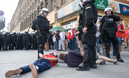 Oskarżeni warszawscy pseudokibice