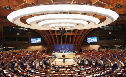 Widowiskowy upadek Rady Europy