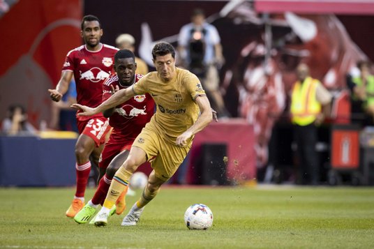 Partnerstwo EA Sports z ligą hiszpańską spowoduje pewnie, że twarzami nowego projektu staną się piłk