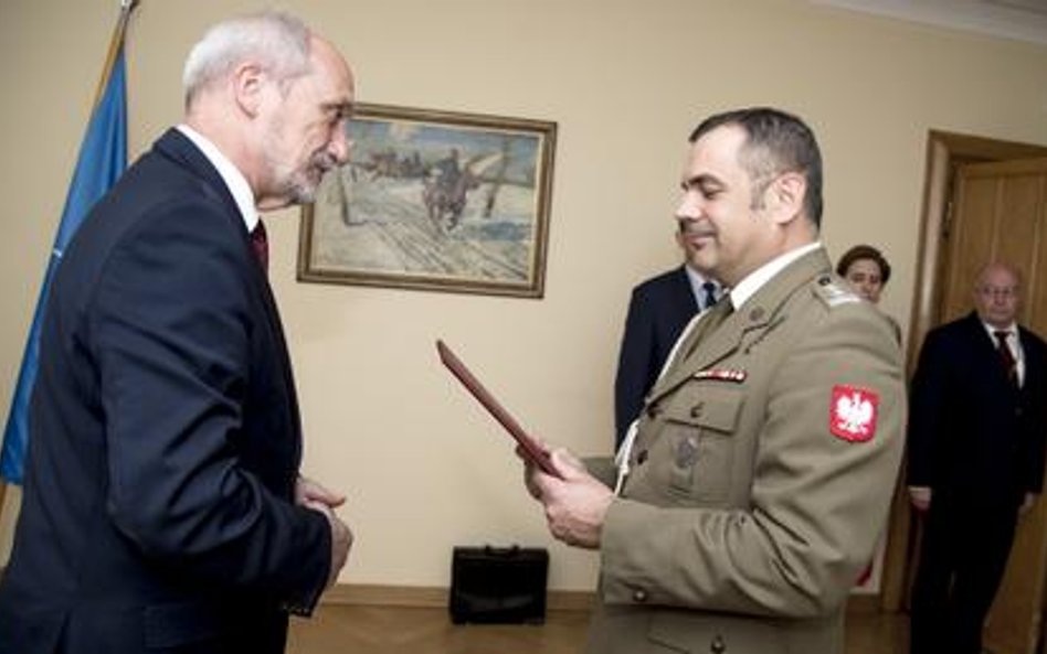 Antoni Macierewicz i płk Wiesław Kukuła