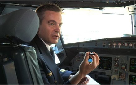 „Ryanair. Wysoka cena tanich lotów"