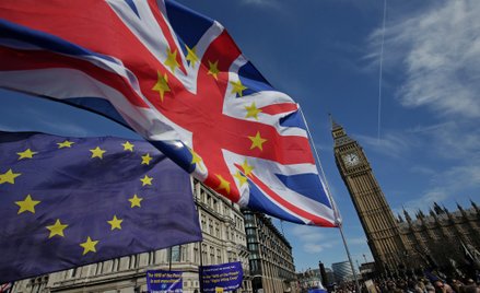 Brexit: Członkowie UE ostatecznie zatwierdzili umowę