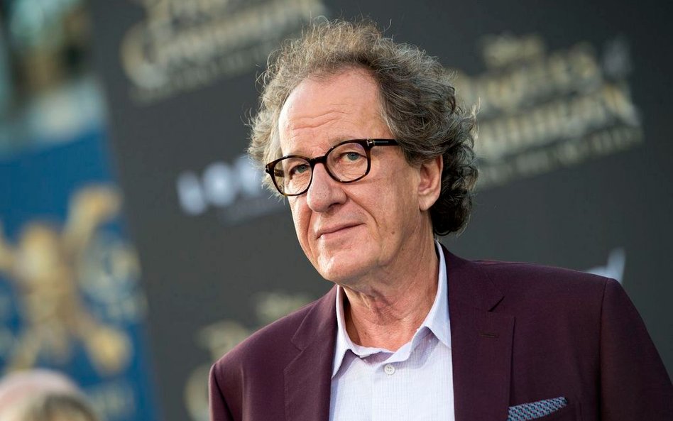 Znany aktor Geoffrey Rush oskarżony o "dotykanie piersi na scenie"