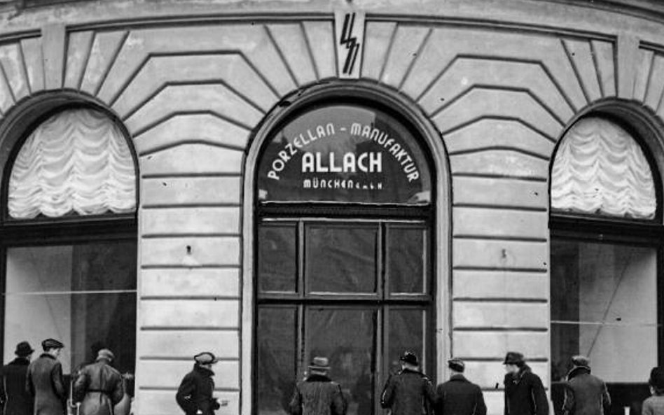 Na wschód maszerowała nie tylko niemiecka armia – w 1941 i 1942 roku salony z porcelaną z Allach otw