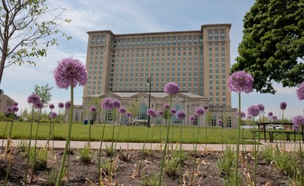 Po ponad 110 latach od powstania Michigan Central Station odzyskał dawny blask. Teraz w jego wnętrza
