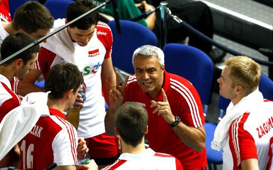 Polscy siatkarze z trenerem Andrea Anastasi