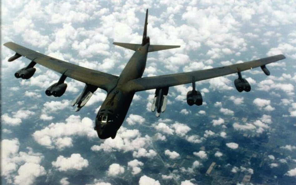 B-52 w locie