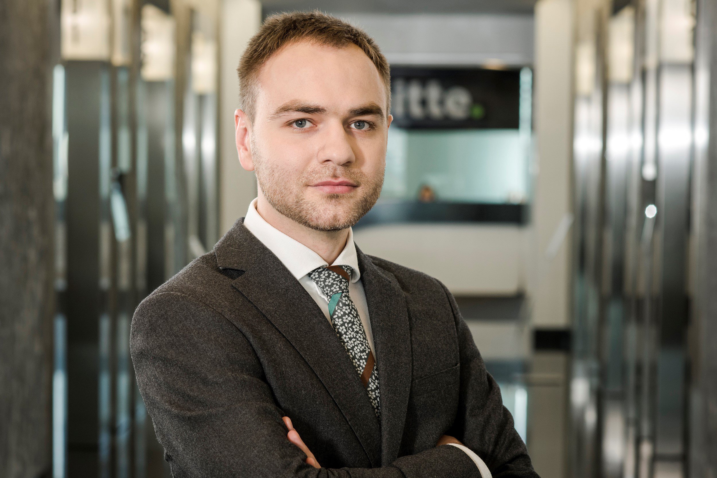 Sztuczna inteligencja pomaga w pracy działom podatkowo-finansowym