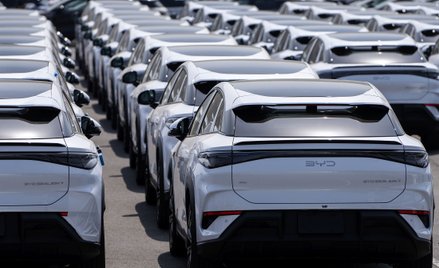 EU prowadzi rozmowy z Chinami na temat alternatyw i zniesienia dopłat celnych