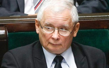 Jarosław Kaczyński po raz kolejny przekłada termin kongresu PiS, ale nie mówi dlaczego.