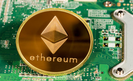 Bessa bessą, ale technologiczne zbrojenie w świecie kryptowalut trwa