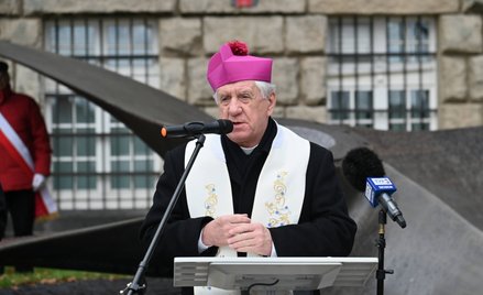 Abp Andrzej Dzięga