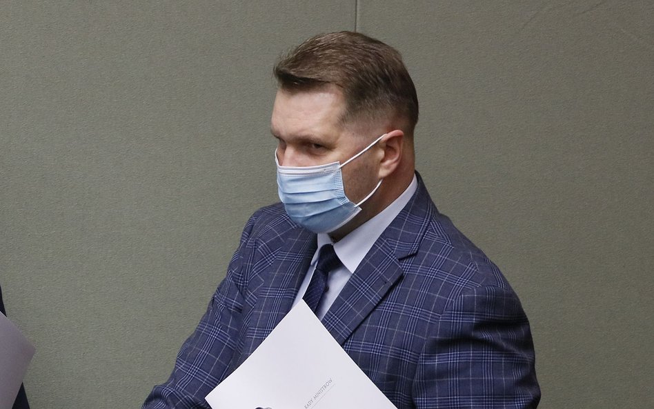 Czarnek: Nauka w szkołach od września do grudnia - ogromny sukces