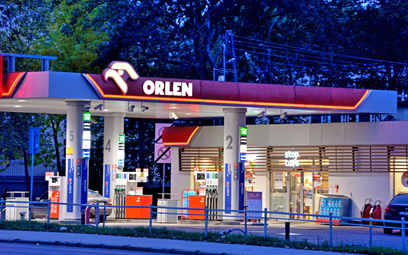 Orlen podał wyniki finansowe za trzeci kwartał. Ile kosztowały firmę niższe ceny na stacjach?