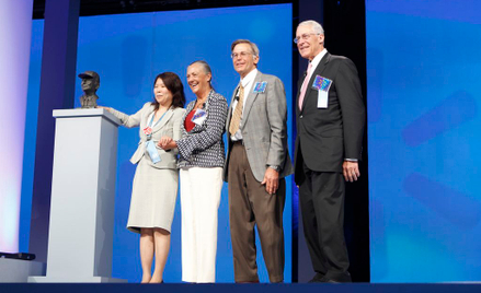 Alice, Jim, Rob i Sam Walton