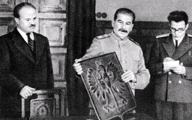 Wezwanie do wybuchu powstania przeciwko Niemcom w Warszawie było perfidną prowokacją Stalina