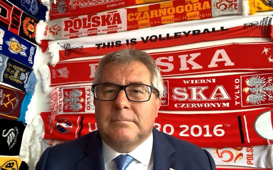 Czarnecki: Trumpowi zależy na głosach Polonii