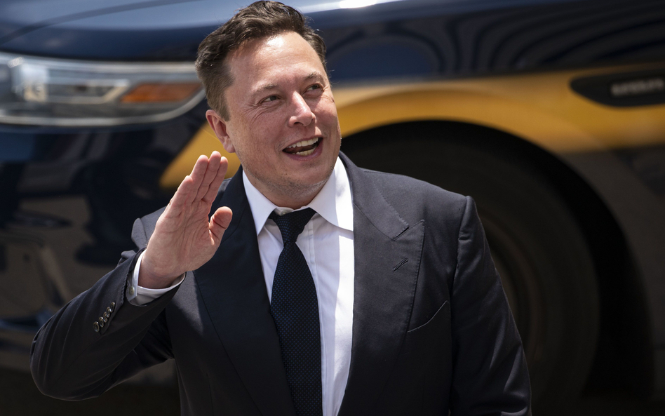 Sąd uznał, że Elon Musk zarabia o wiele za dużo