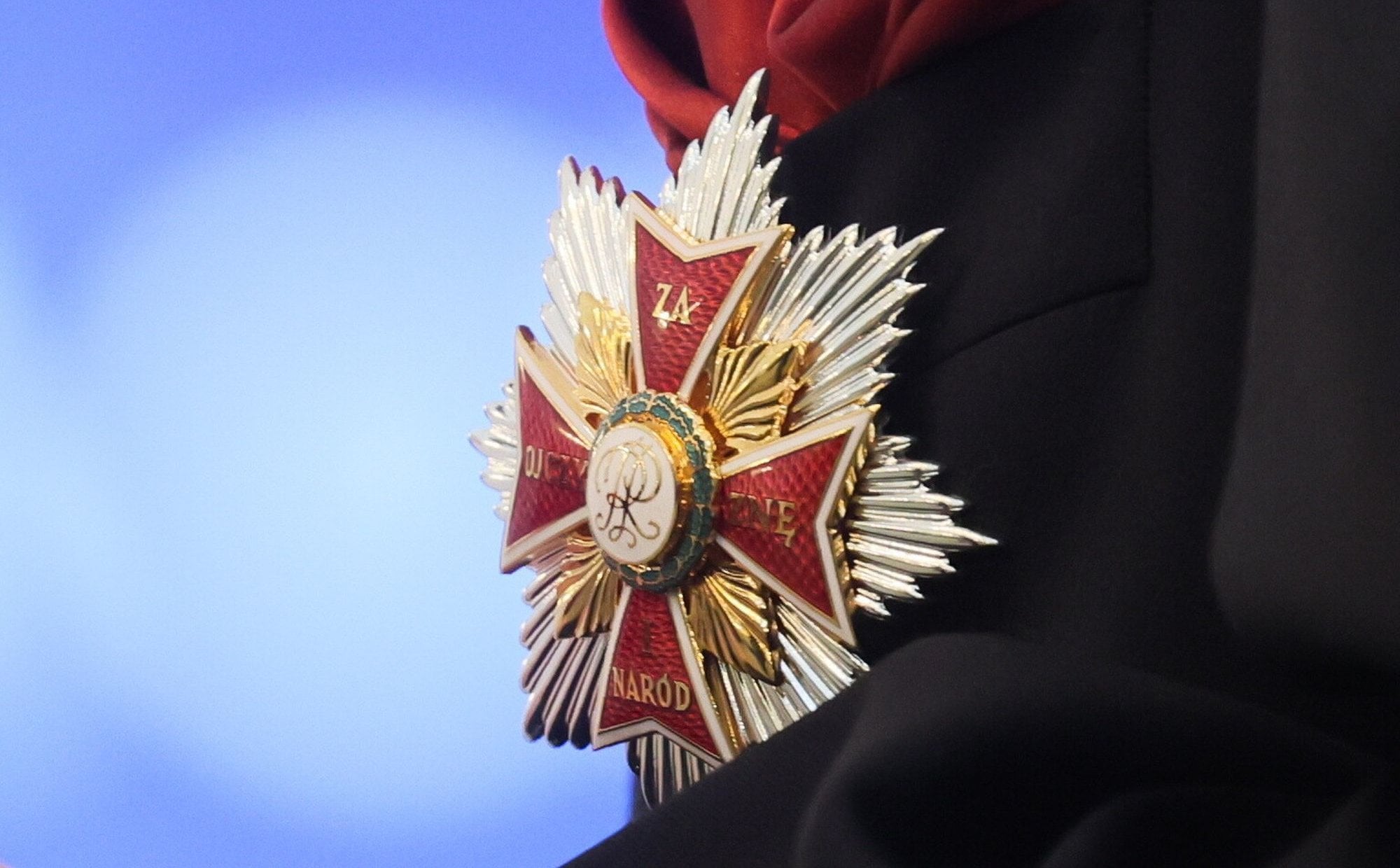 Order Orła Białego odebrano jeden raz. Uhonorowany odzyskał odznaczenie