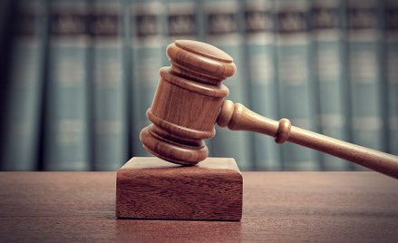 SN: albo przeprosiny, albo grzywna za publiczne zniesławienie