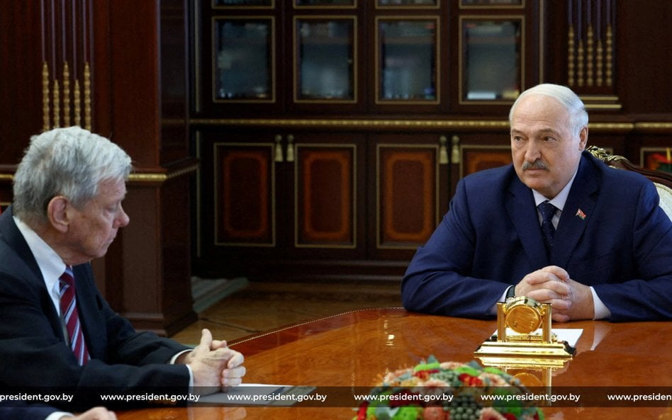 Aleksander Łukaszenko i John Coale podczas rozmów w Mińsku
