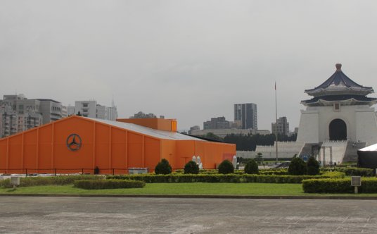 Obecność Niemiec w regionie nie ogranicza się do rejsu ich fregaty przez Cieśninę Tajwańską. W centr