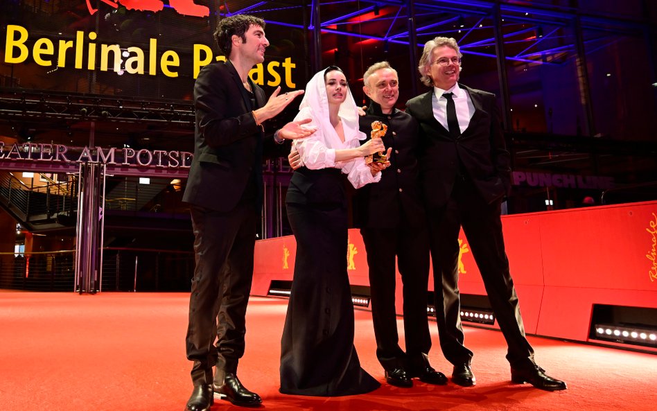 Twórcy zwycięskiego filmu „Yellow Letters”