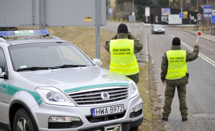 Tymczasowe kontrole na granicy ze Słowacją wprowadzono w nocy z wtorku na środę. Na razie na 10 dni