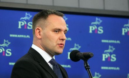 – Kilka osób się wycofało dosłownie w ostatniej chwili – przyznaje Dawid Jackiewicz, kandydat PiS na