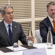 Scott Bessent, amerykański sekretarz skarbu oraz Jamieson Greer, przedstawiciel handlowy USA