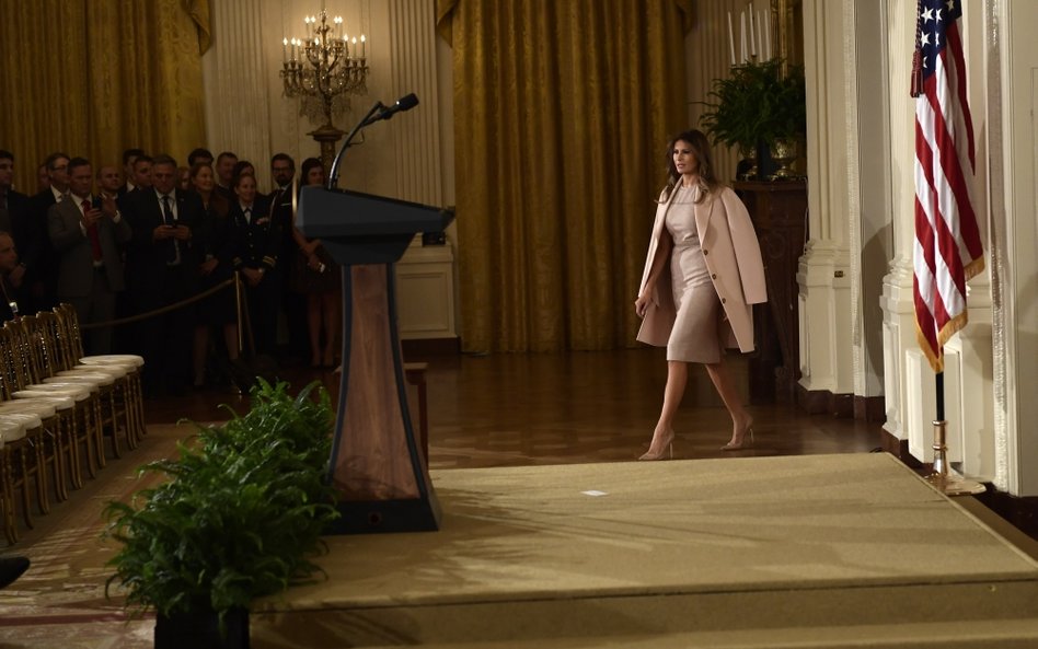 Fińska pisarka: Niech Melania Trump nie milczy