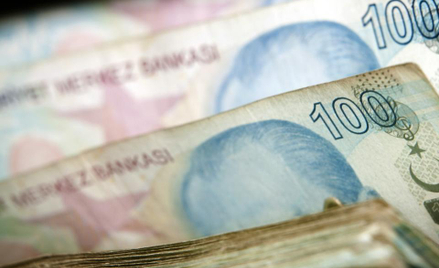 The Wall Street Journal: Emerging markets w krzyżowym ogniu