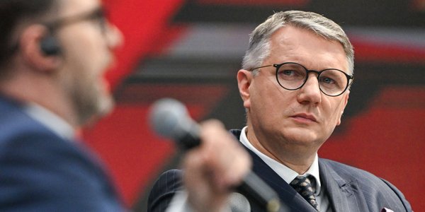 Cztery polityczne życia Przemysława Wiplera. „On łatwo nie odpuści”