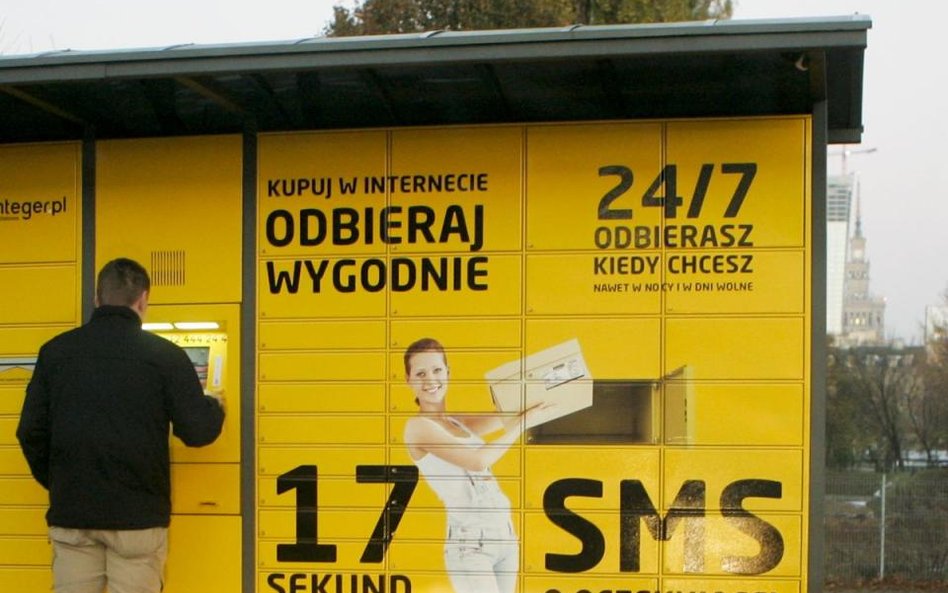 Poczta Polska pod rękę z Orlenem i Biedronką