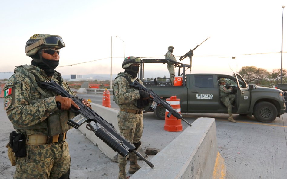 Zamieszki i strzelaniny w Meksyku, co z meczami mundialu? Mogą tam zagrać też Polacy