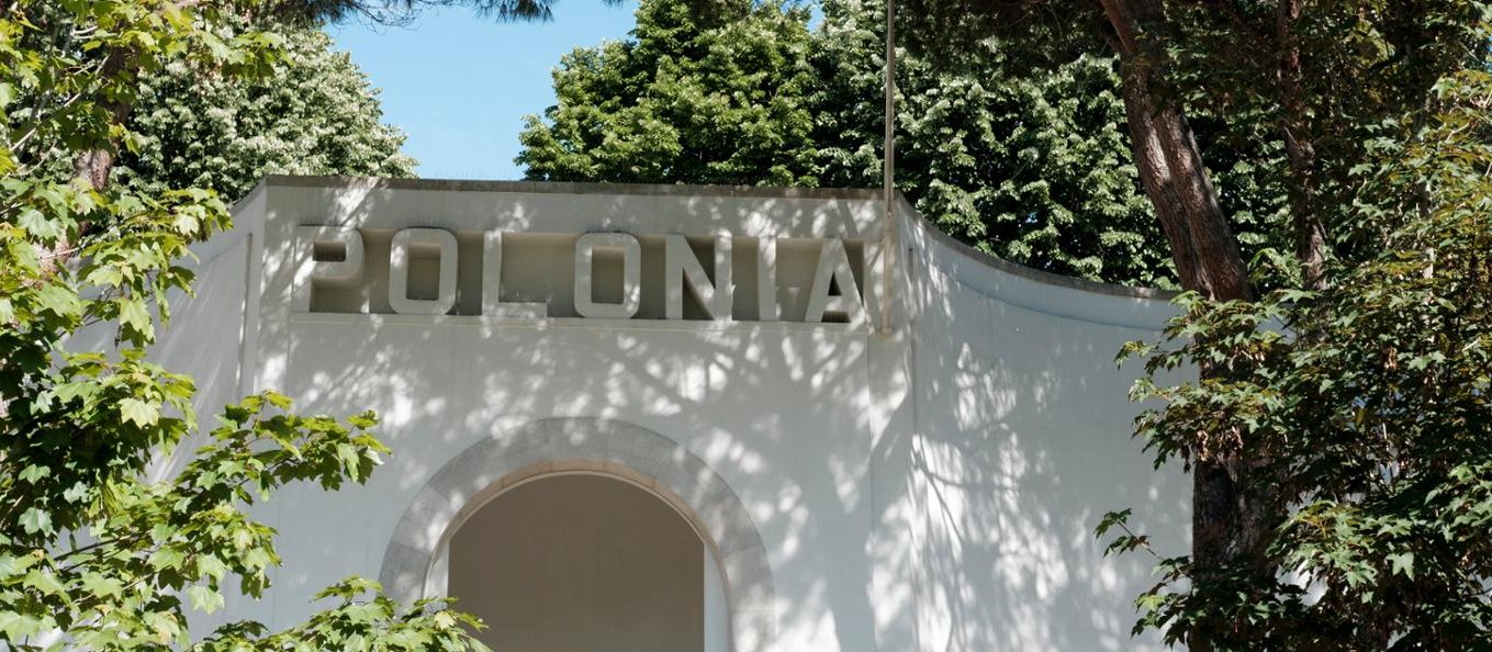 Россия на Венецианской биеннале. Куратор - дочь генерала ФСБ. Протест польского министра