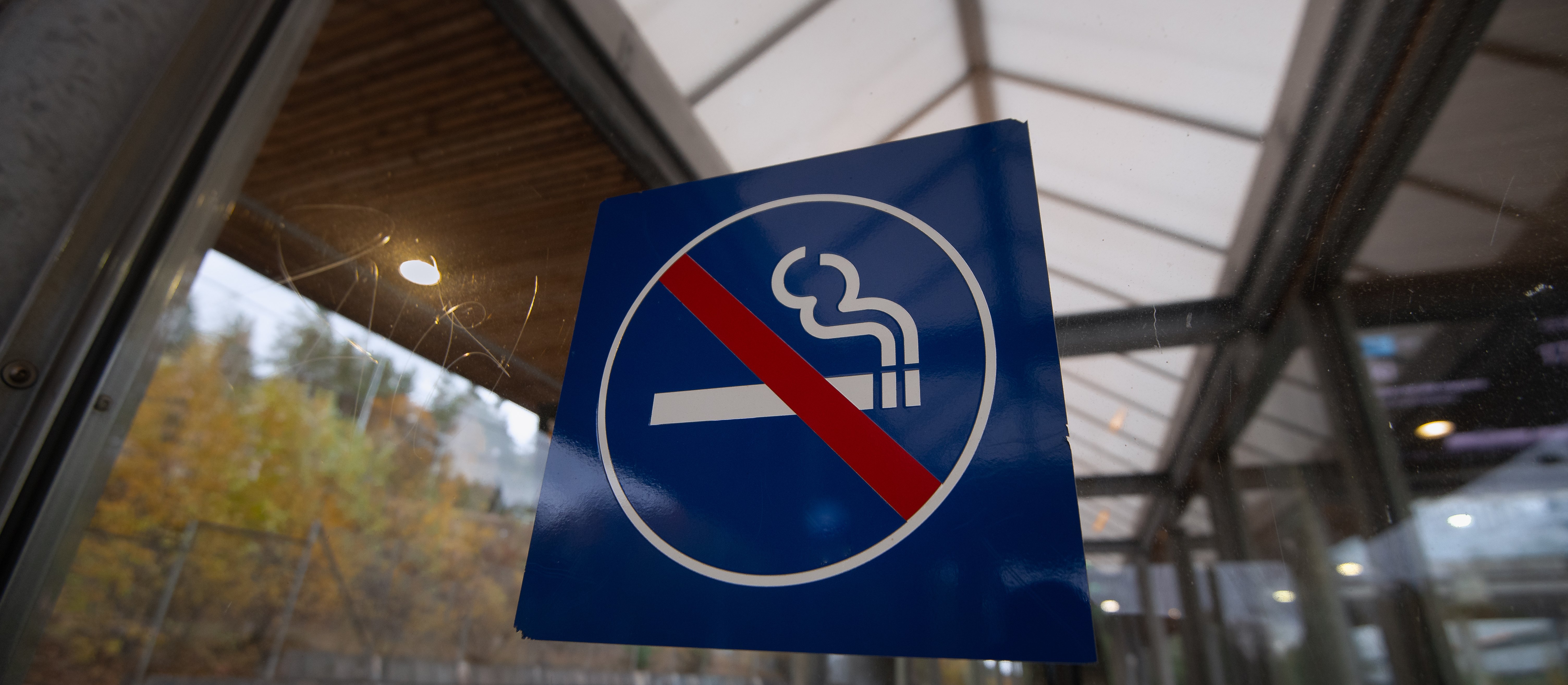 Będzie zakaz sprzedaży e-papierosów? Organizacje apelują