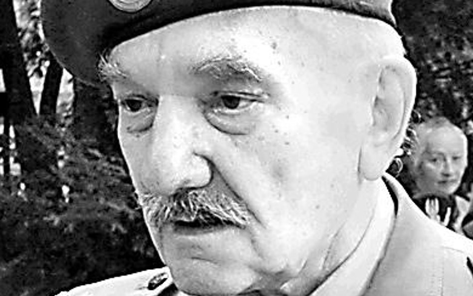 gen. Stanisław Komornicki