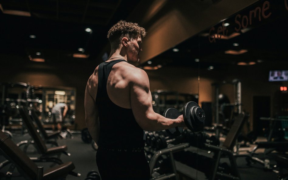 64 proc. badanych przyznało, że chętniej wydałoby pieniądze na sprzęt przydatny do treningu niż na r