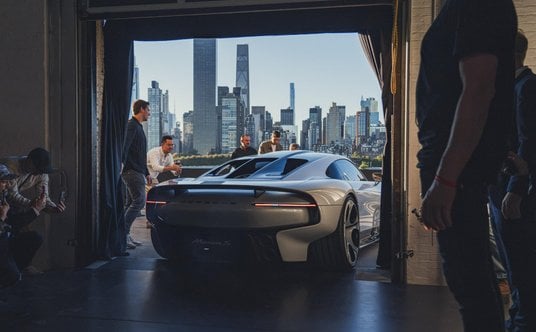 Porsche Mission S