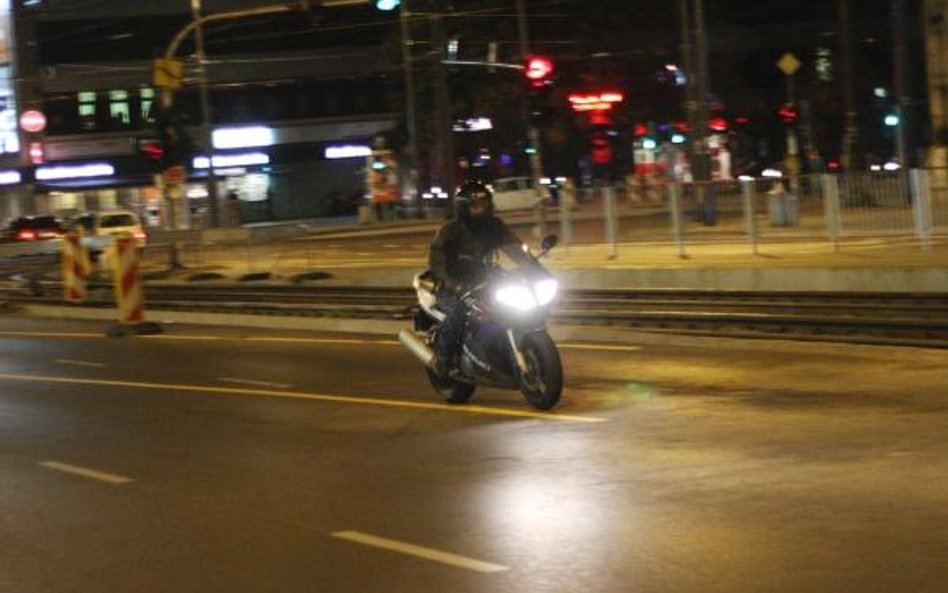 Policjant miał prawo strzelać na blokadzie